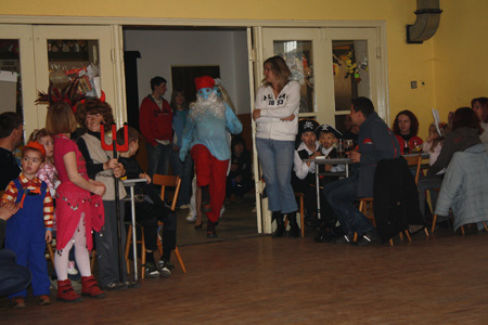 Dětský karneval 2011 1.jpg